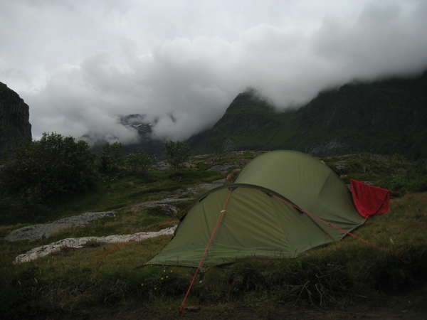 IMG_1833.JPG: Onze tent op de camping in Å.