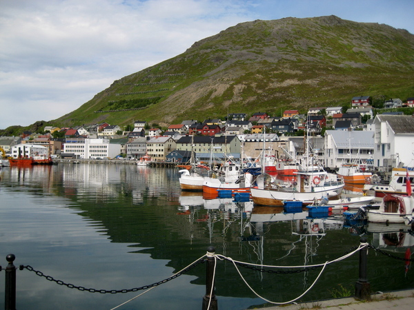 IMG_1653.JPG: Haven van Honnigsvåg.