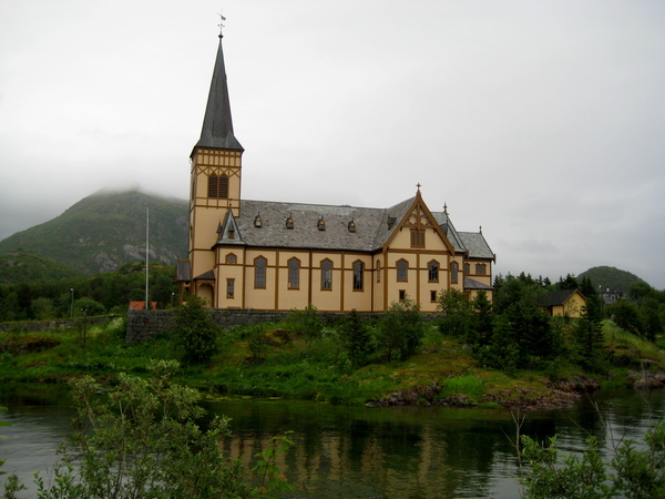 IMG_1763.JPG: Kerkje in Kabelvåg.