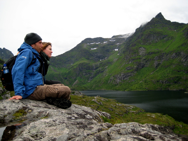 IMG_1885.JPG: Julia en Ik op de Lofoten.